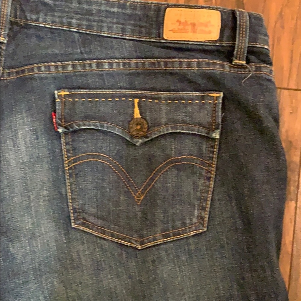Levi’s bootcut jean - Picture 3 of 4
